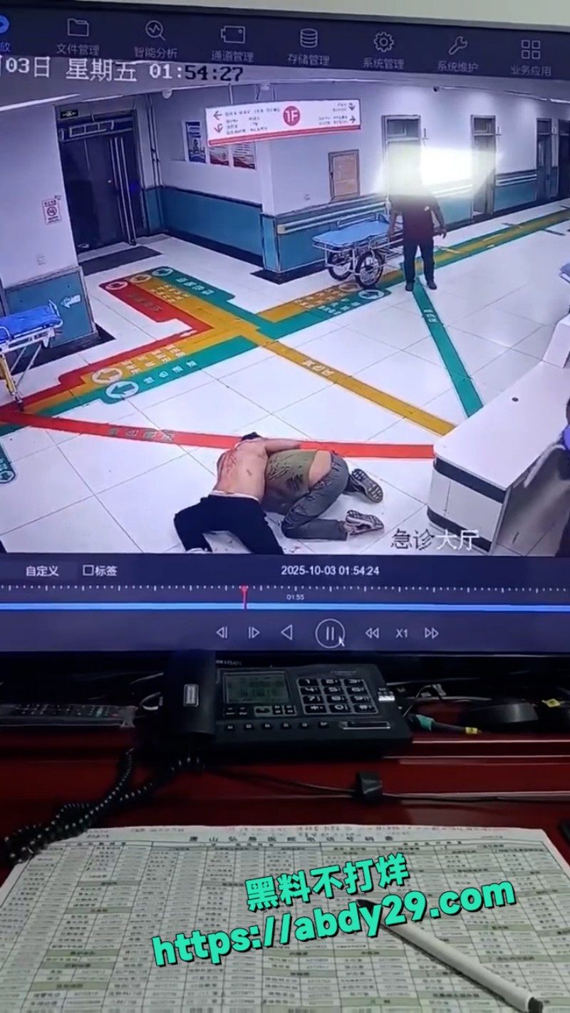 黑衣男子犯贱 5
