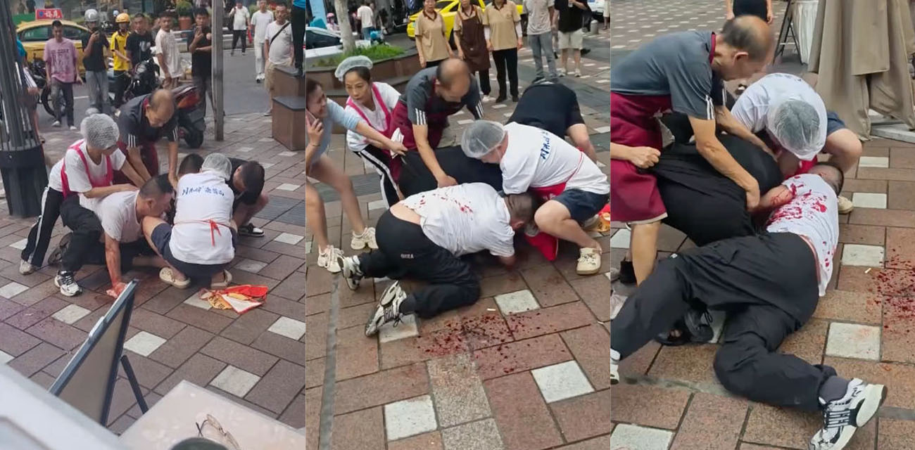 重庆街头两面馆老板持刀互砍 特警来了都劝不住 两人僵持不下宛如杀猪现场
