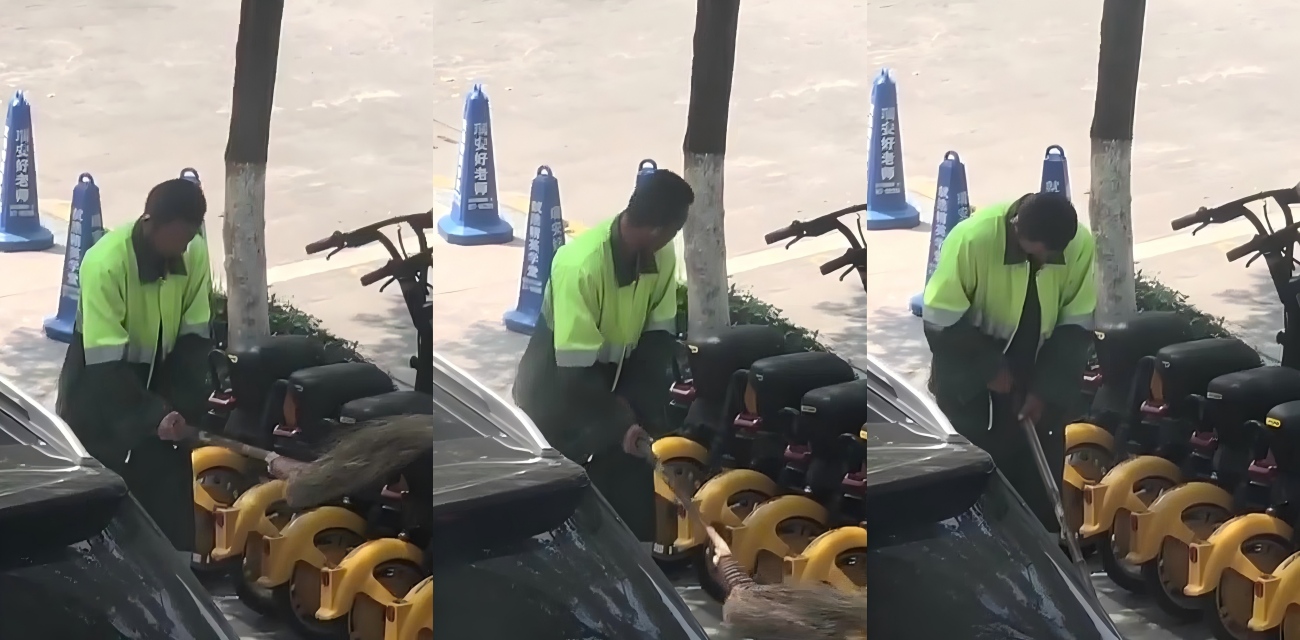 盲道上环卫大爷 用扫把打飞机被曝光 路人被惊呆 有人直呼 太奇葩