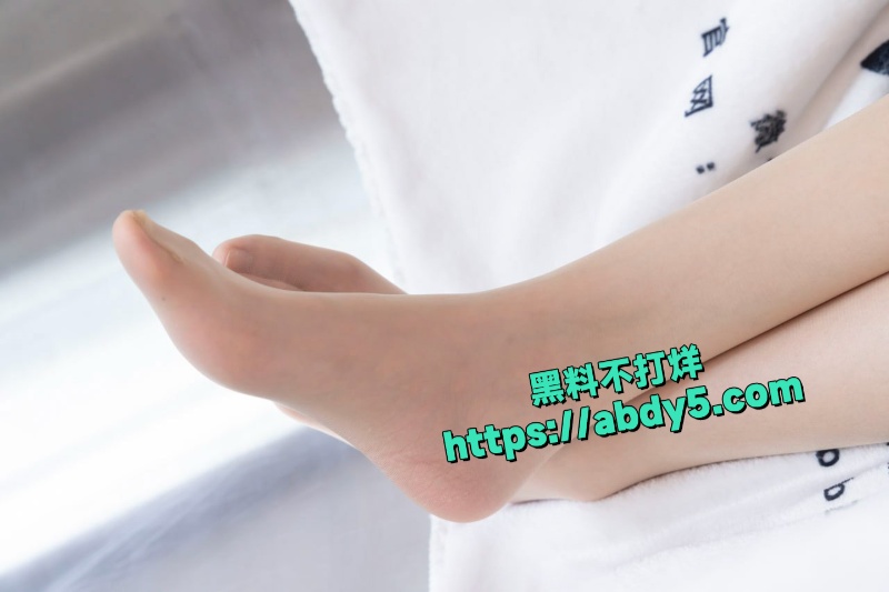 袜啵啵丝足模特小甜豆高清福利 7