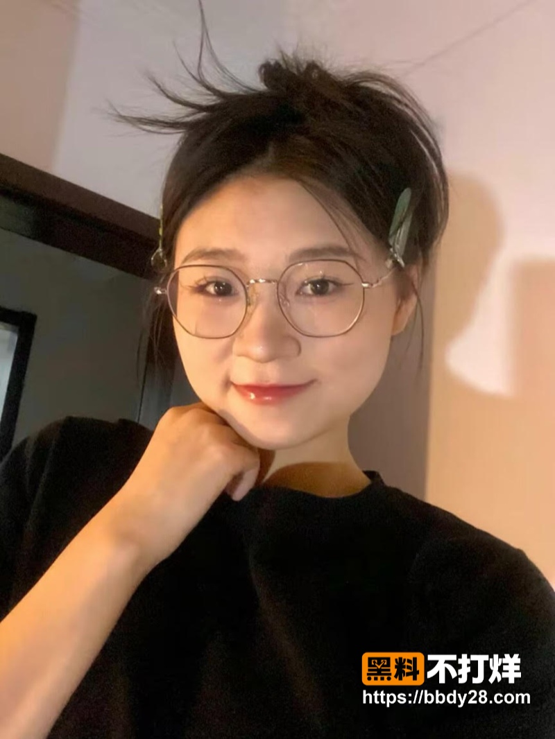 哈尔滨广厦学院母狗孙睿2