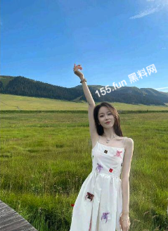 【原创首发】姐姐的闺蜜真会玩，刚刚从天鹅湖旅游回来，就被我这只癞蛤蟆给上了 5P
