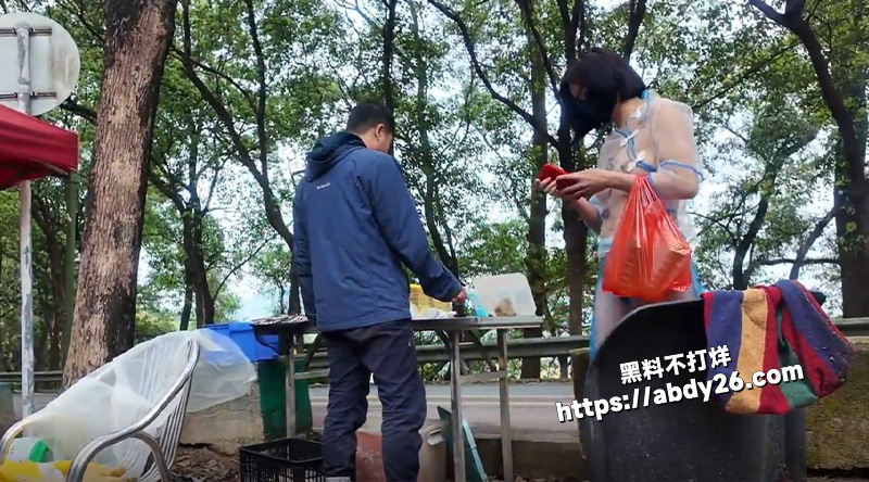网红露出女王cikaimoon
