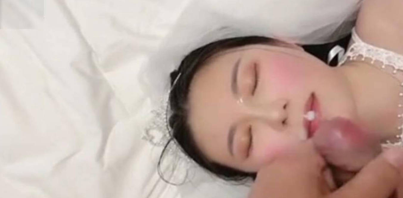 妹妹婚礼当天找哥哥解决 老公太细让她不满意 禁忌关系在化妆间爆发