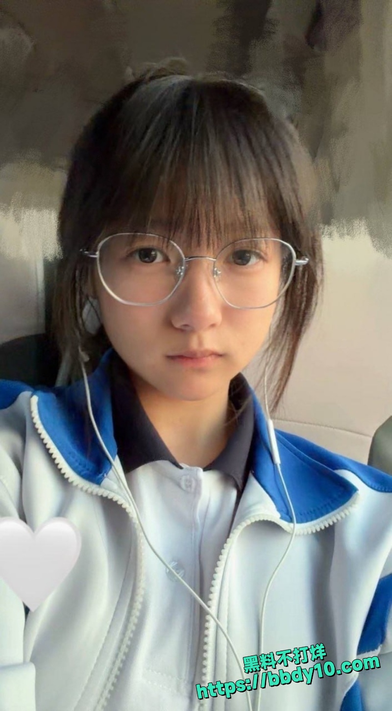 李佳慧 26
