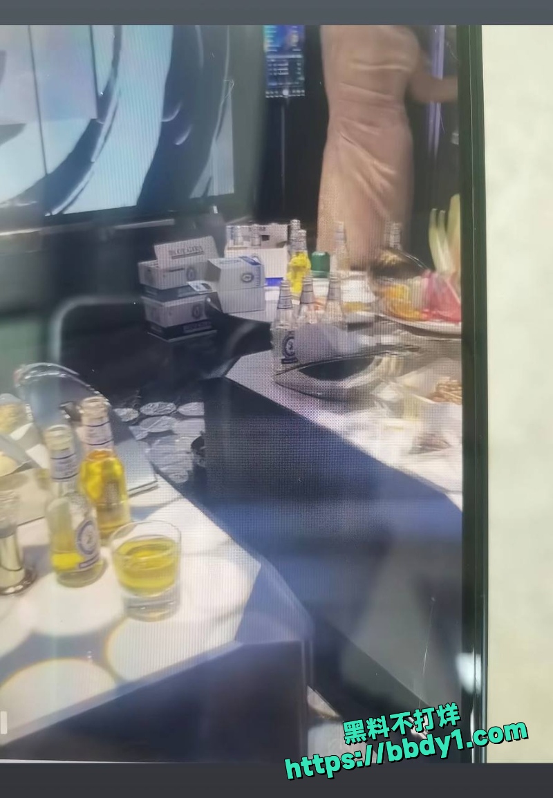 夏四小 43