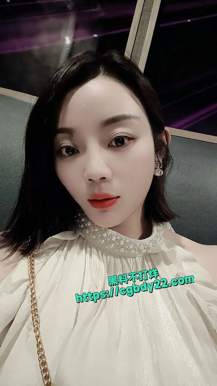 福建麓宝珠宝有限公司 女老总陈凤琴，经常几个大姐姐一起KTV找男模14