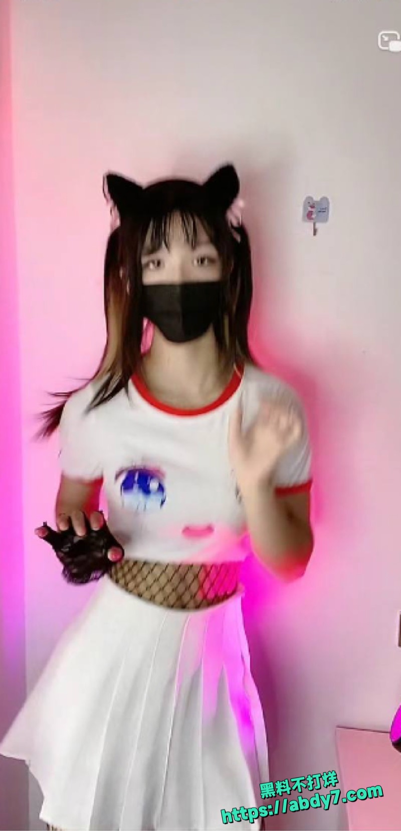 快手30万粉兔耳私拍视频4