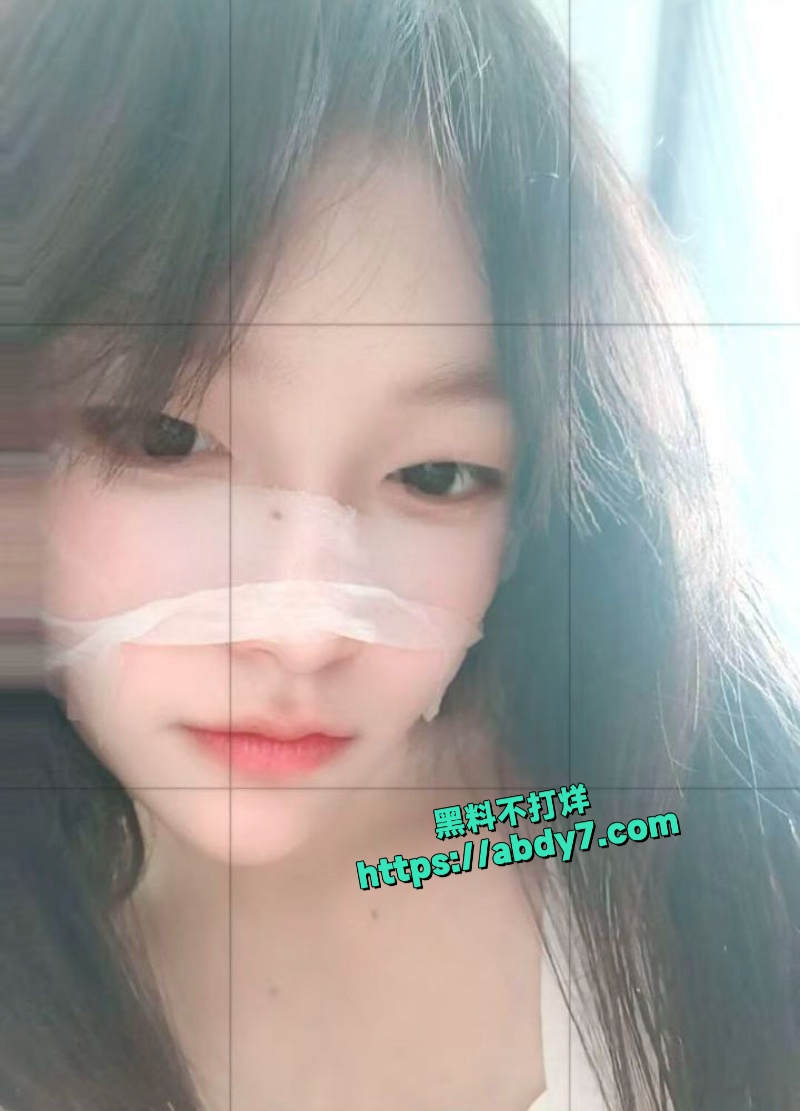 山东清纯女大学生燊燊清纯嫩妹求财下海 4