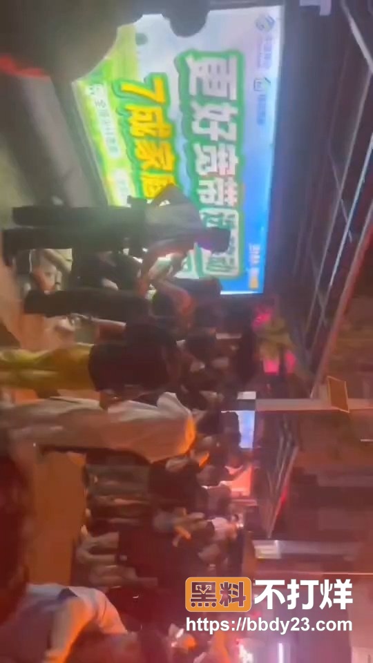 徐州苏宁广场事件6