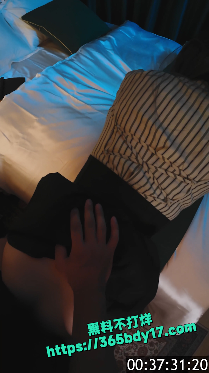 BaeCouple 高潮喷水 15