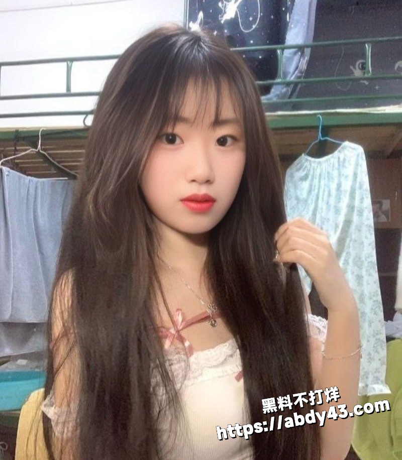 江苏大学生刘媛7