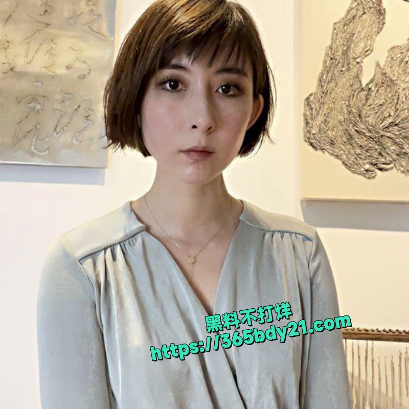 美国富二代华人母狗王佳怡三部性爱大片完整版 3