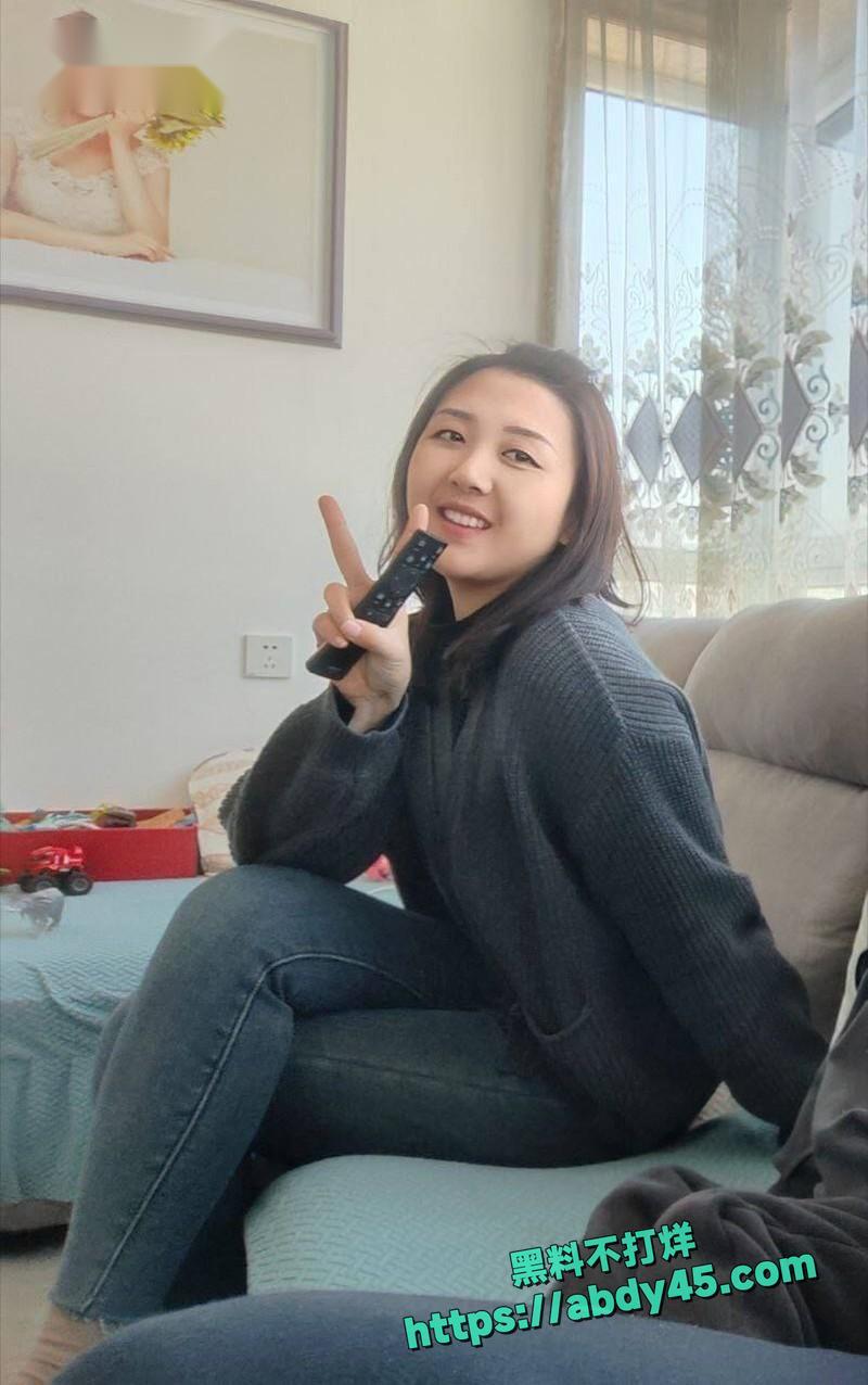 山东威海人妻王艳09