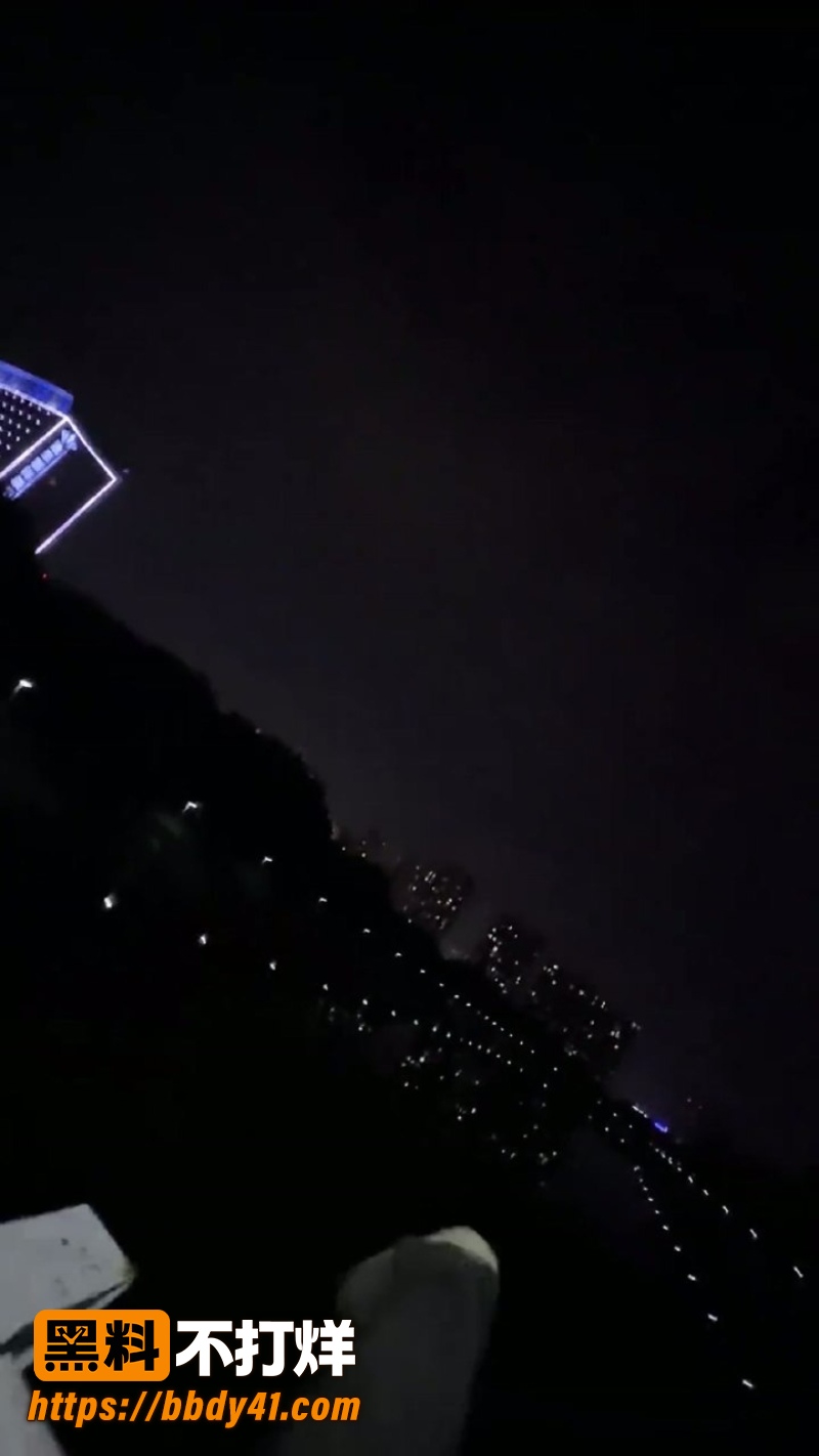 情侣争吵  5