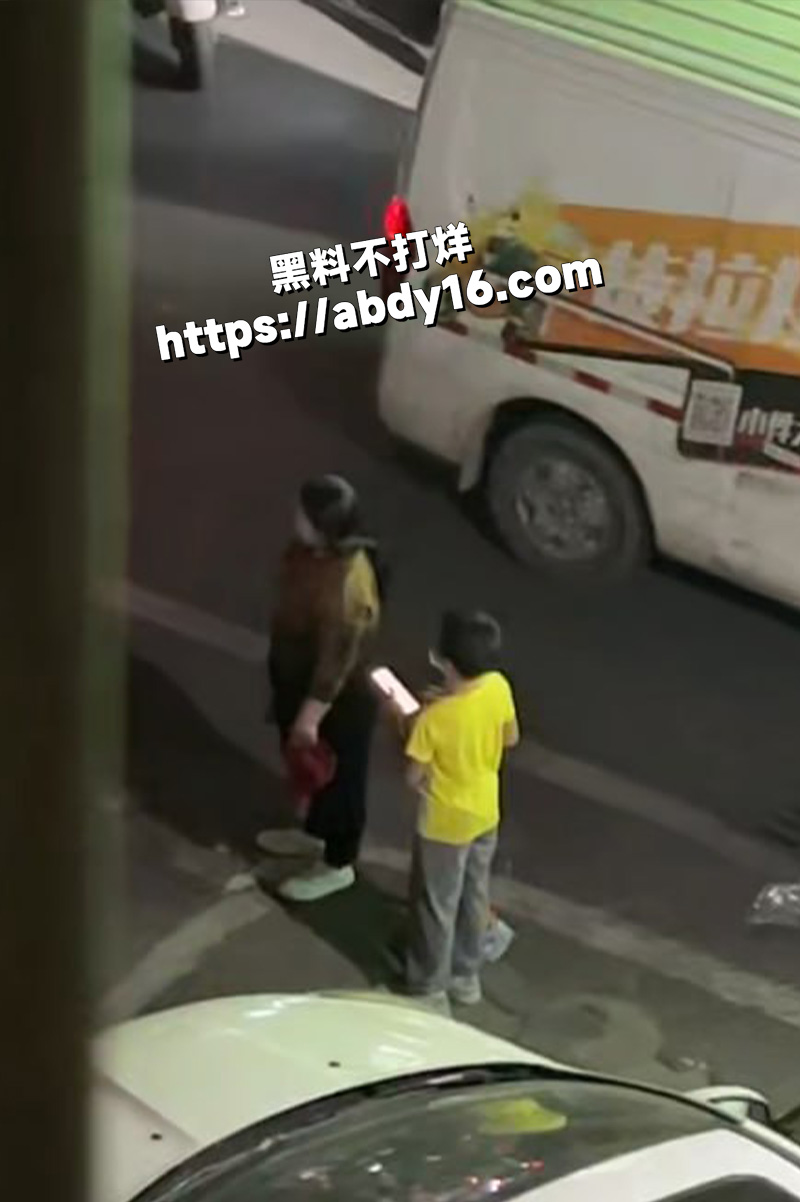广西南宁街头砍手事件2