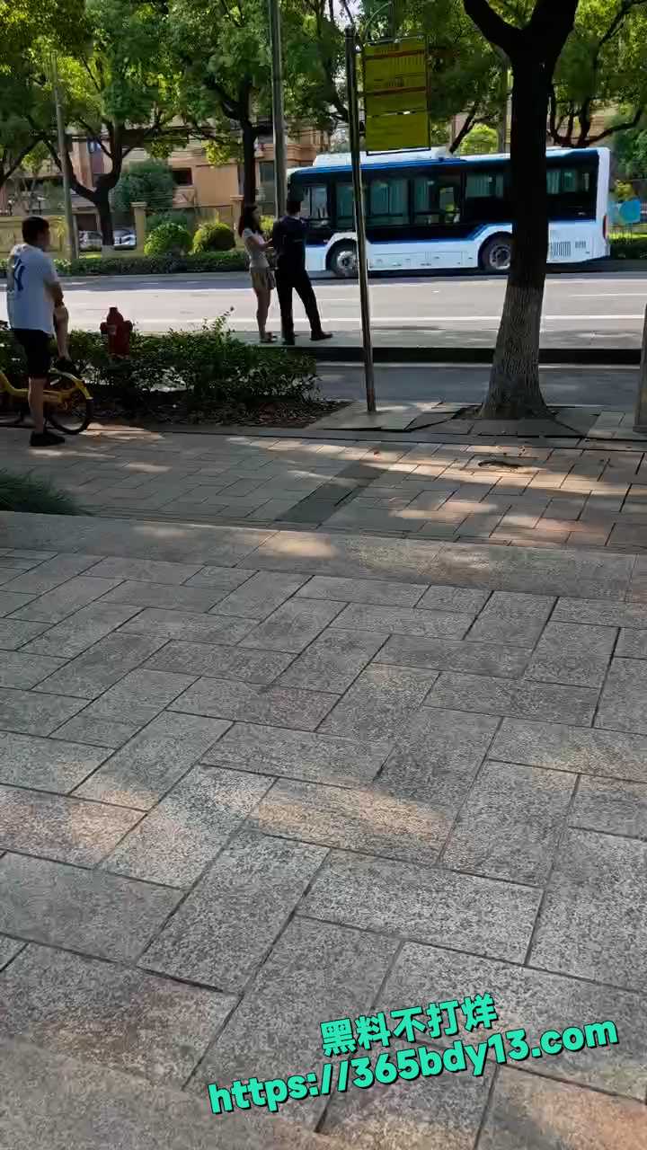 渣男聊骚10来个女的 7