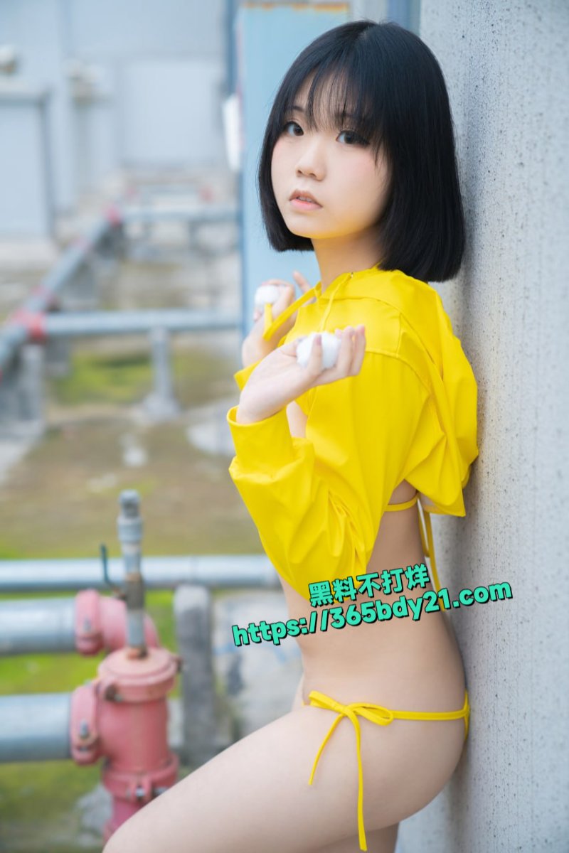 小栗奈的户外造型演绎2
