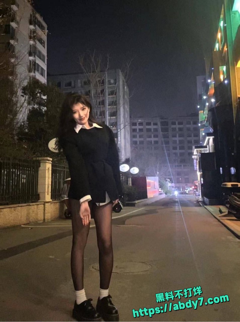 杭州吕晓敏被榜一大哥操逼视频1