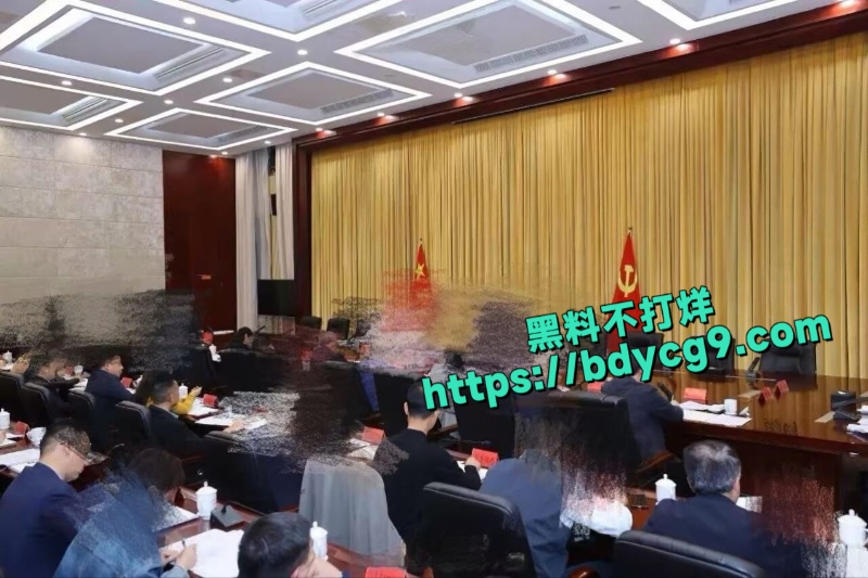 遵义市绿奴公务员奉献老婆20