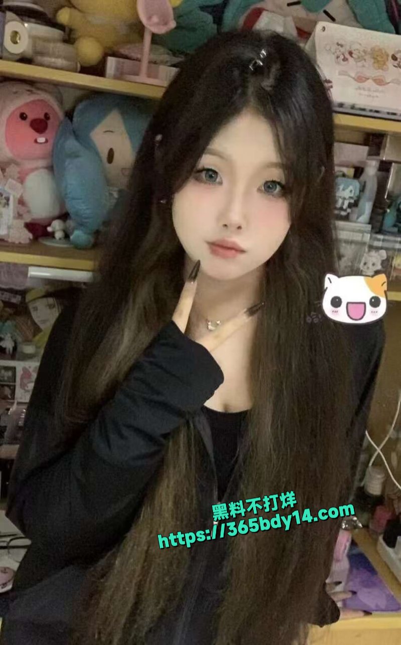 清纯女大被金主调教成超级淫荡的母狗各种玩弄多p1