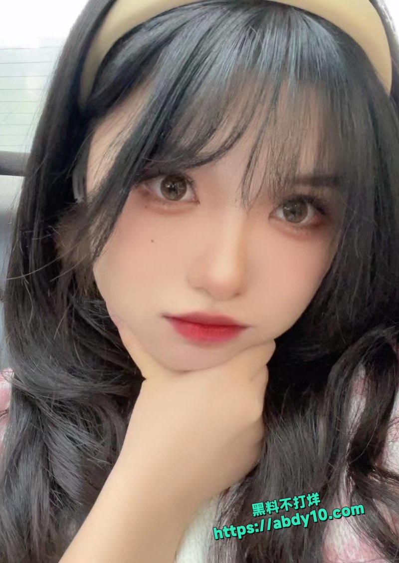00后黄黑皮女神杨璐伊1