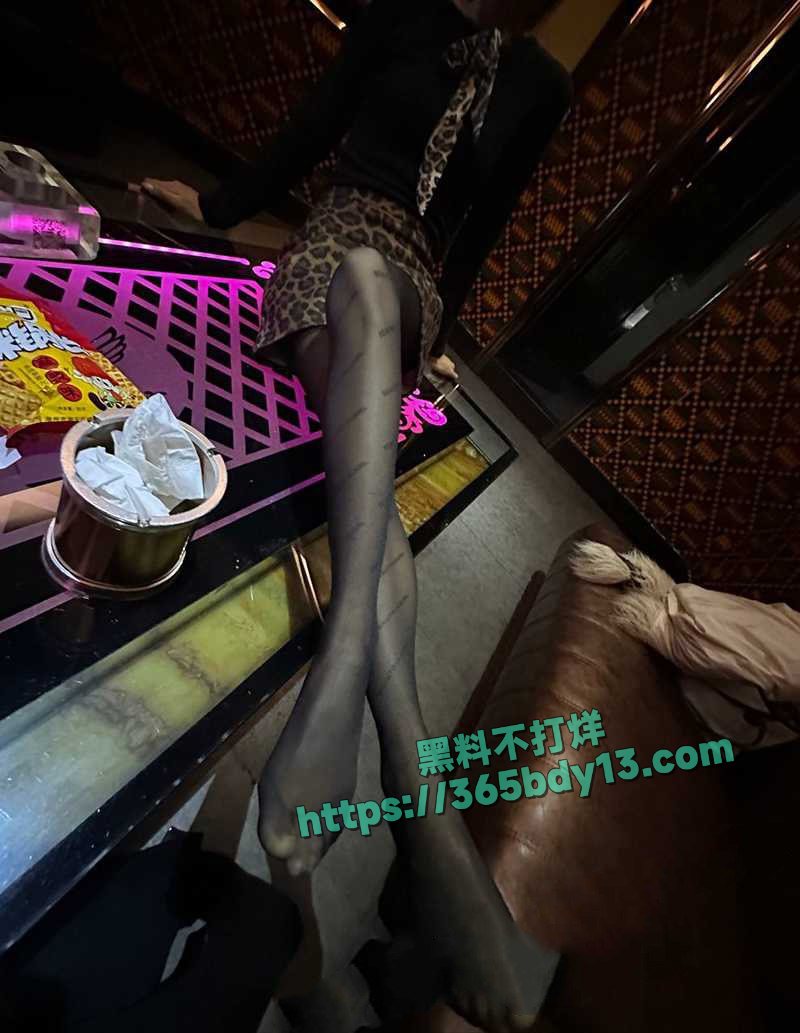 小姨子与异地男友奔现上床10