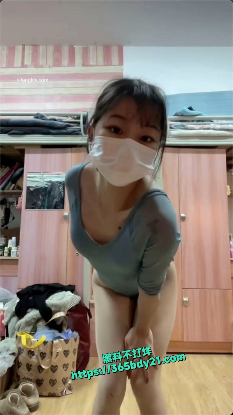 舞蹈系在校大学生一字马掰腿自慰 2