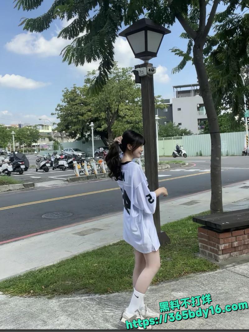台湾小妹嗲声私拍流出 7.