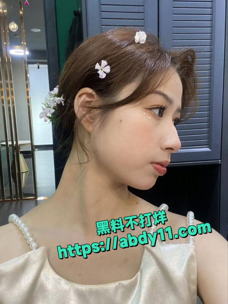 广州反差白虎妹周思琪2