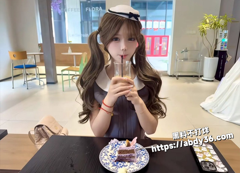 抖音极品少萝 金世奈.jpg6