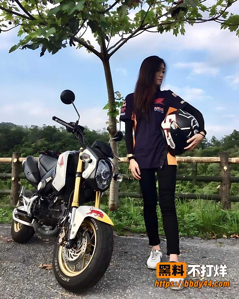 台湾机车女神露脸私拍3