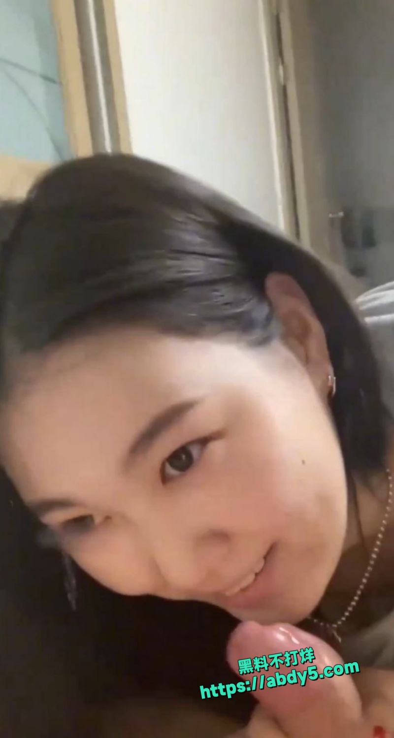 南京大学在校学生妹 廖芯琳7