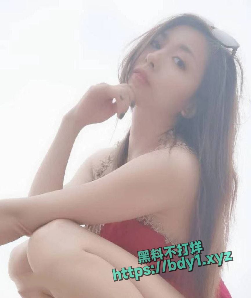 厦门健身教练宋恩慧假借带学员的借口从而钓凯子