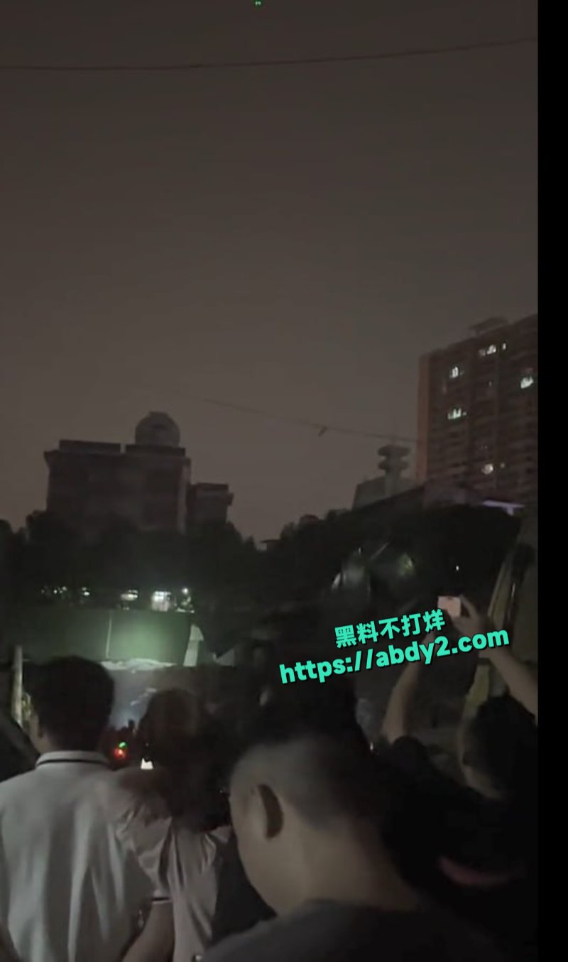 湖南邵阳资江小学教学楼垮塌5