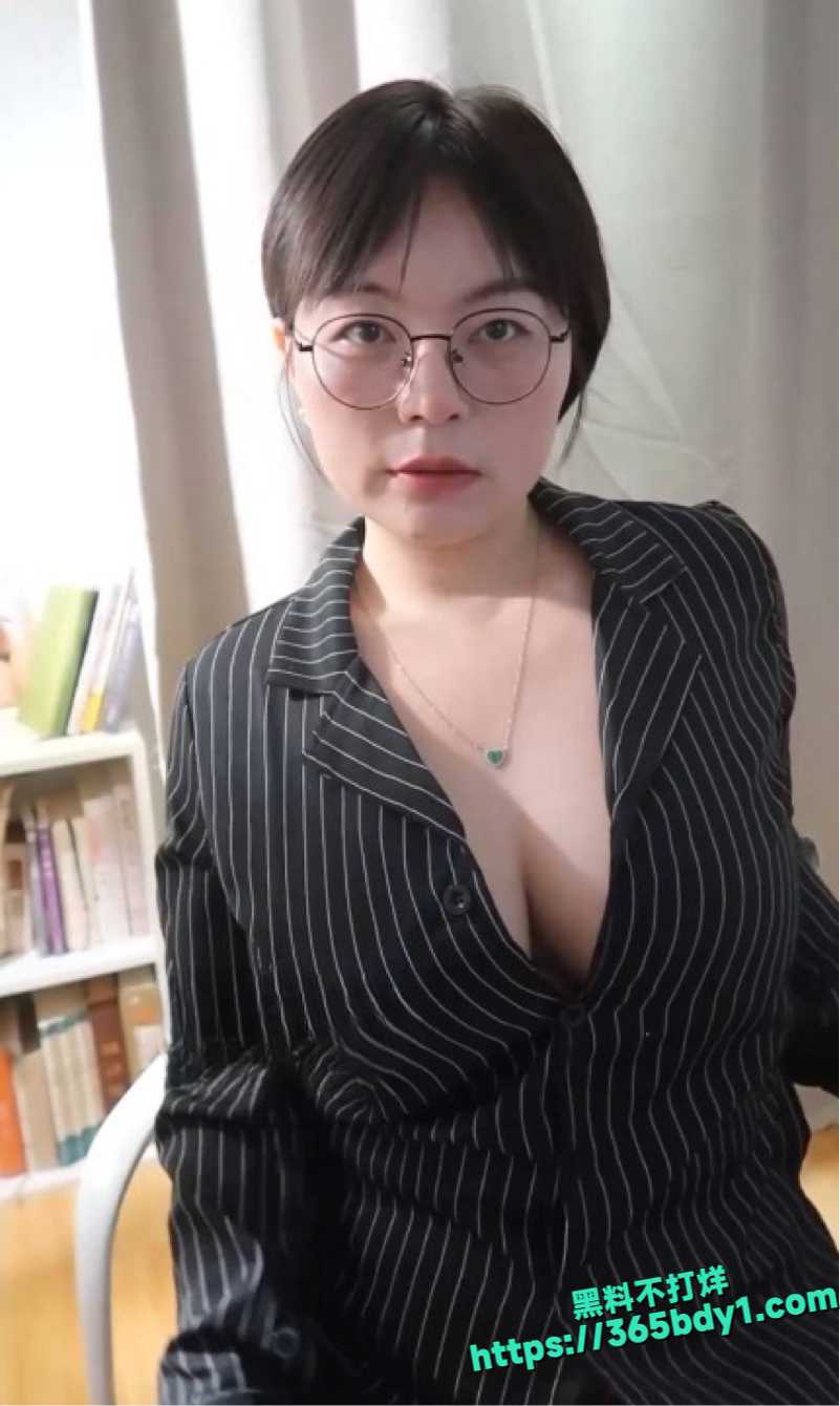 B站发发爱健身人妻微胖反差1