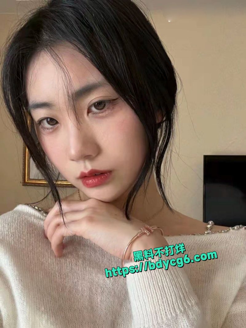 极品反差露脸女神推特网红爱健身撸铁母狗悲哀小狗完整版19.jpg