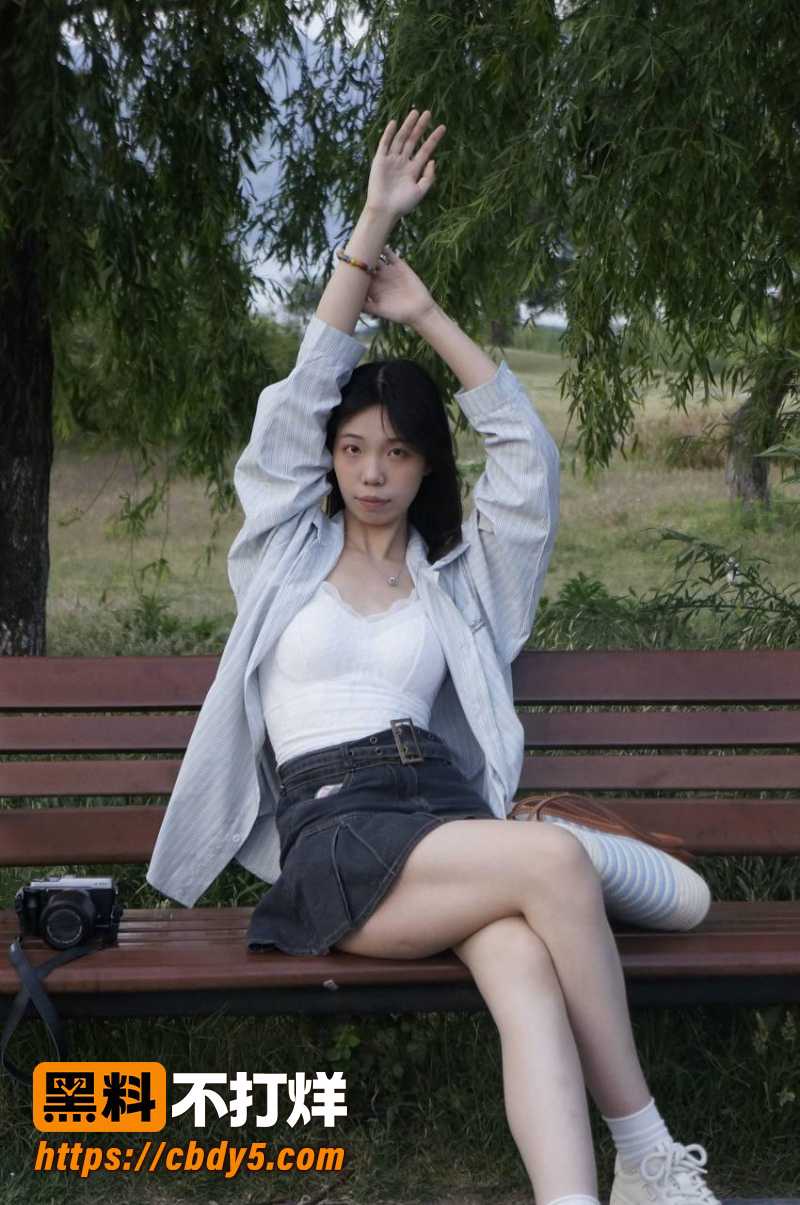 苏露月 8