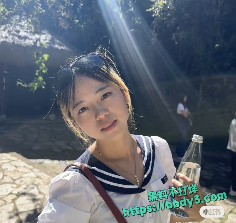 活泼的女孩17