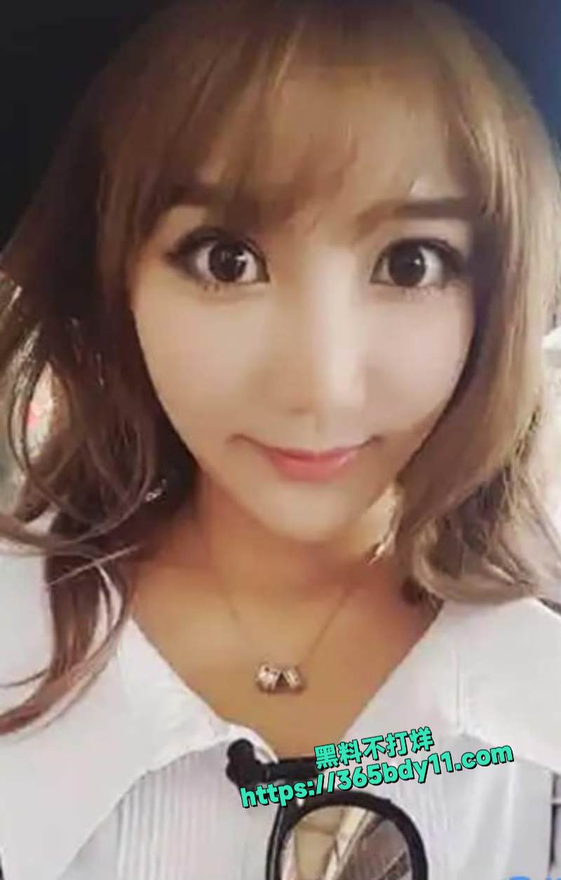 LOL美女主持王蕙心遭大神抄底视频流出