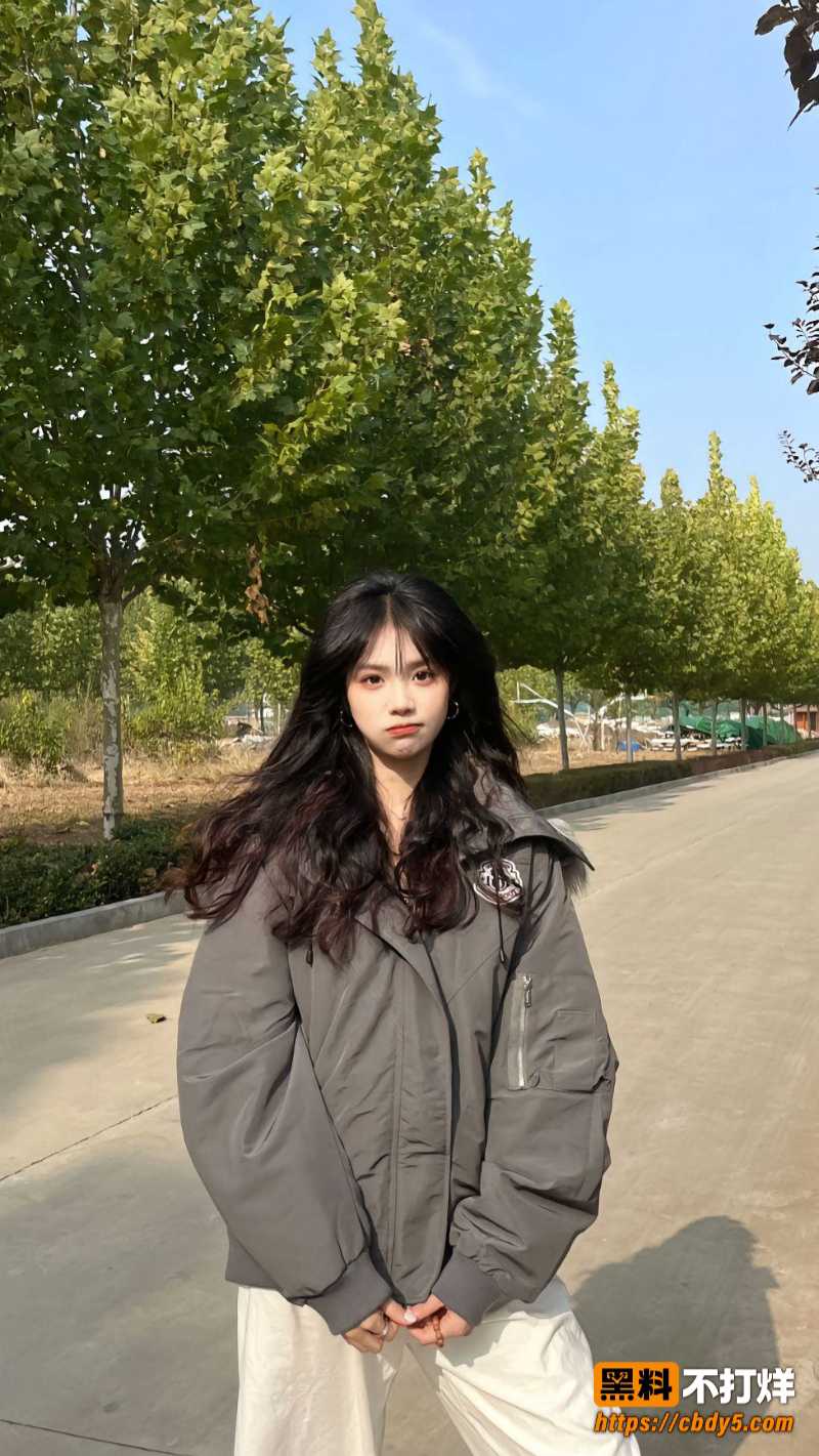 成都女大4