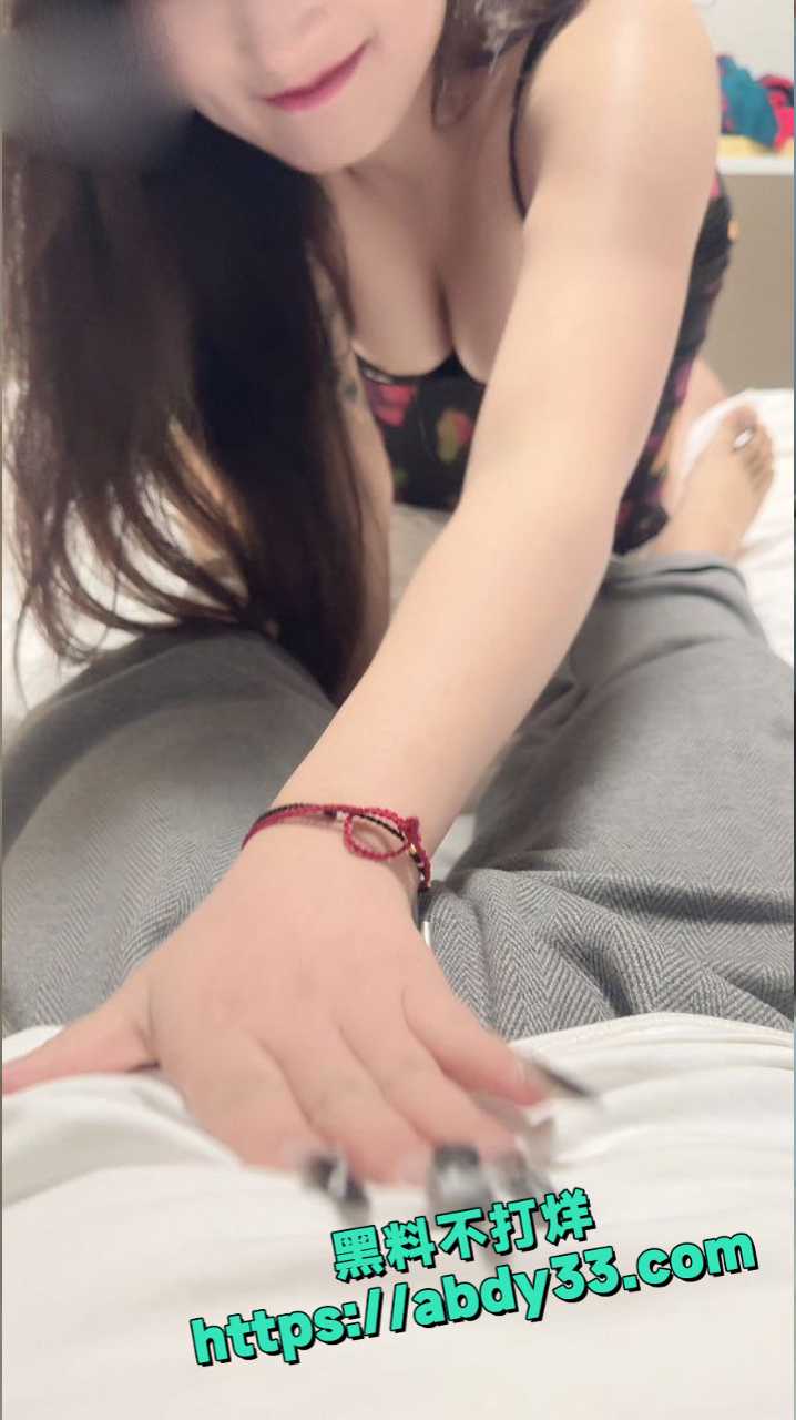 原创二连更露脸 1