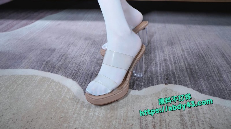 色欲小桃医生的性爱9