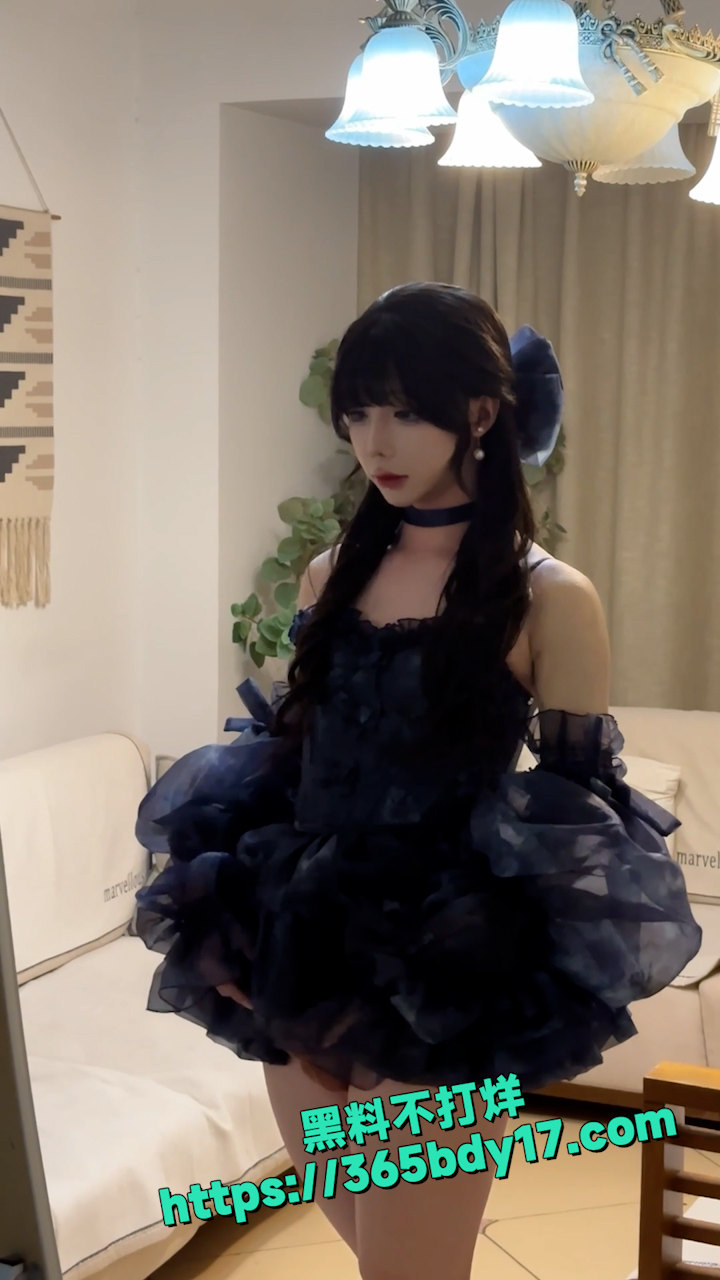 小夜泪长得是越来越漂亮了 3