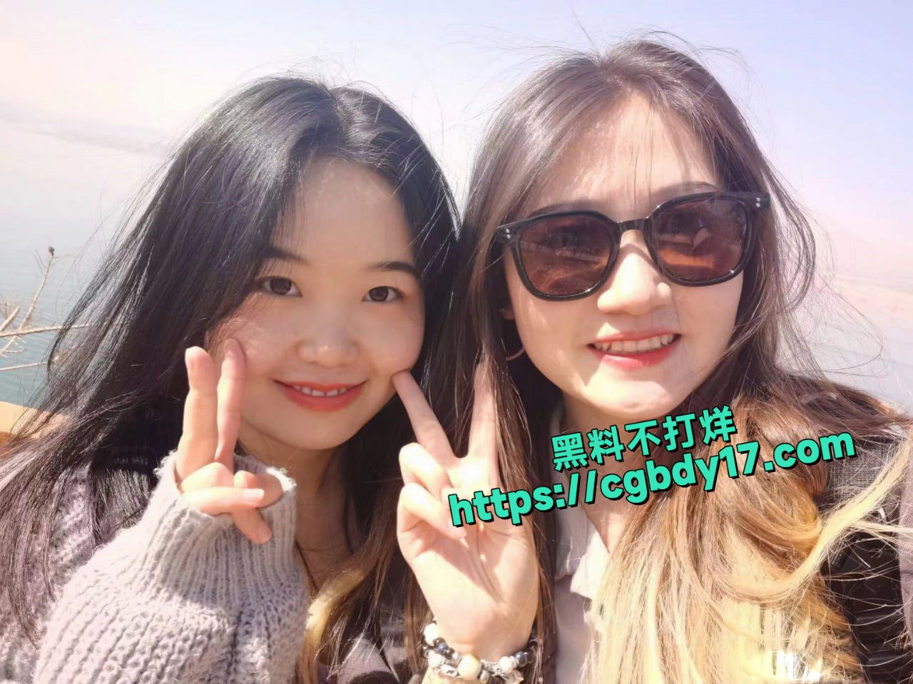 甘肃反差婊眼镜骚妹于雪 自慰抵押视频真情流露49