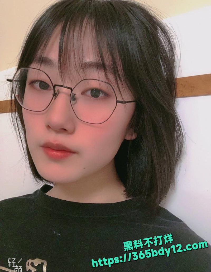 青春巨乳学生妹视频3