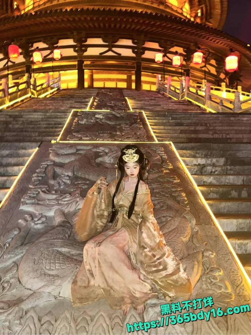 郑州七中骚婊子张露菲 3.