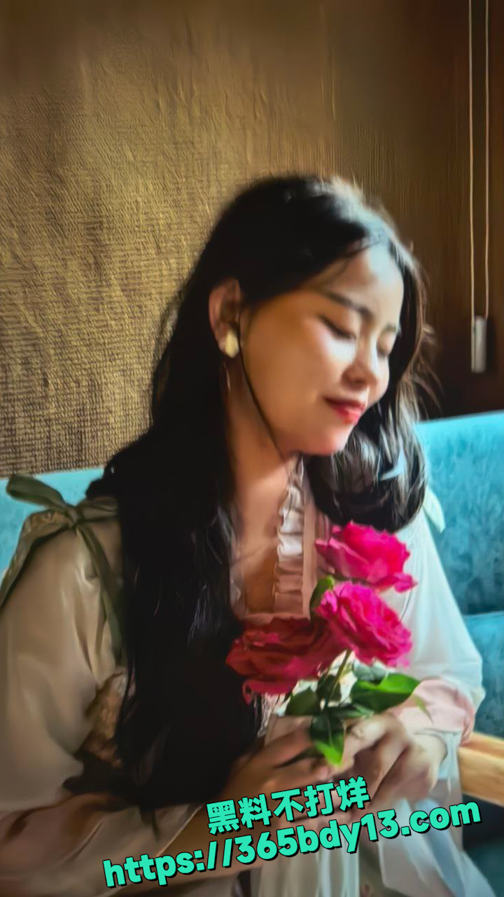 江苏南京大奶小妹 王腾诺  1