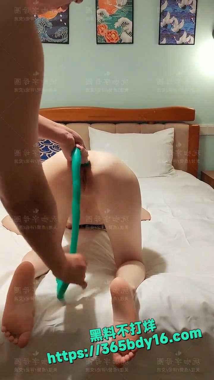 玩咖字母圈再出重口肛塞 1