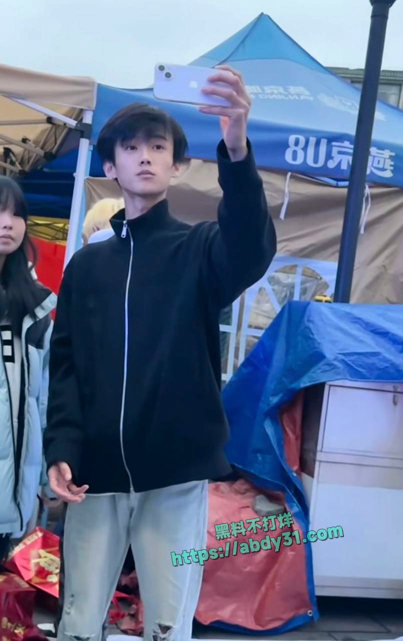 抖音网红璇子造谣王威睡大姐 28